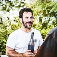 Sans Domaine