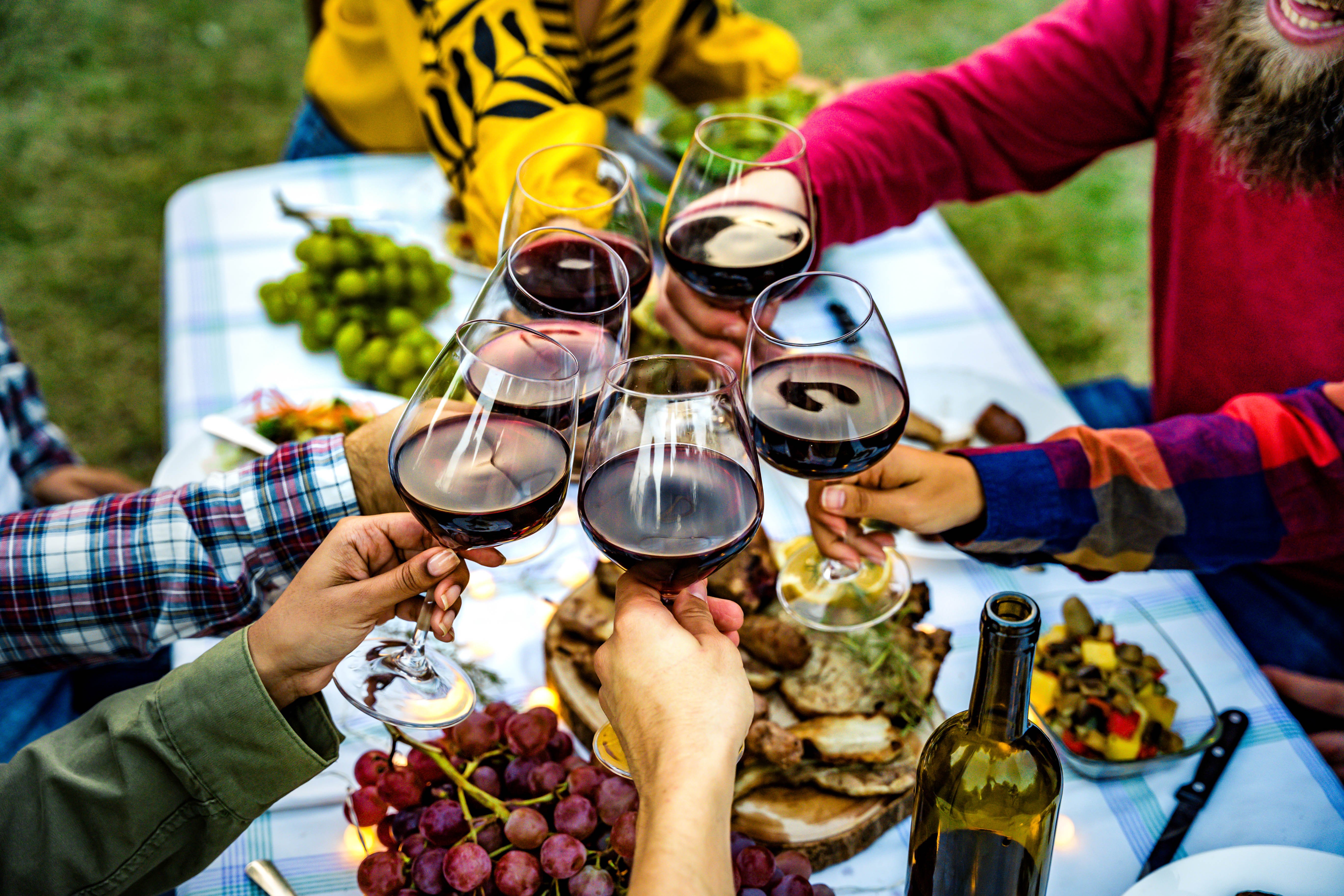 cheers red wine 2 cheers red wine 2